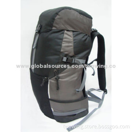 Hiking backpack with functional hip belt and breathable back system, 420D nylon waterproof fabric